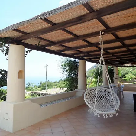 Holiday home Mimosa Malfa (Salina)